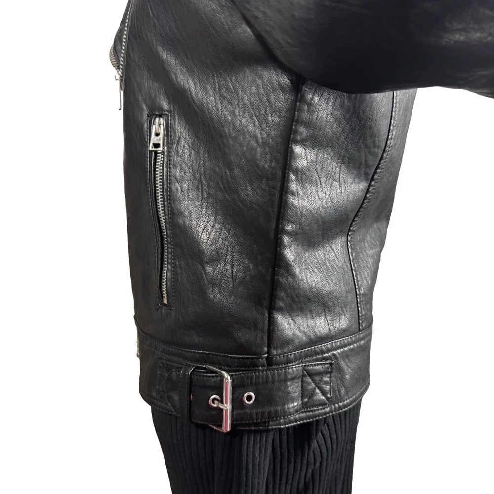 Size 6 Topshop Black Faux Leather classic Moto Jacket pockets Zippers Unisex - Picture 5 of 12